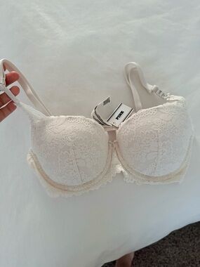 Victoria's Secret pink Lace Push-Up Bra